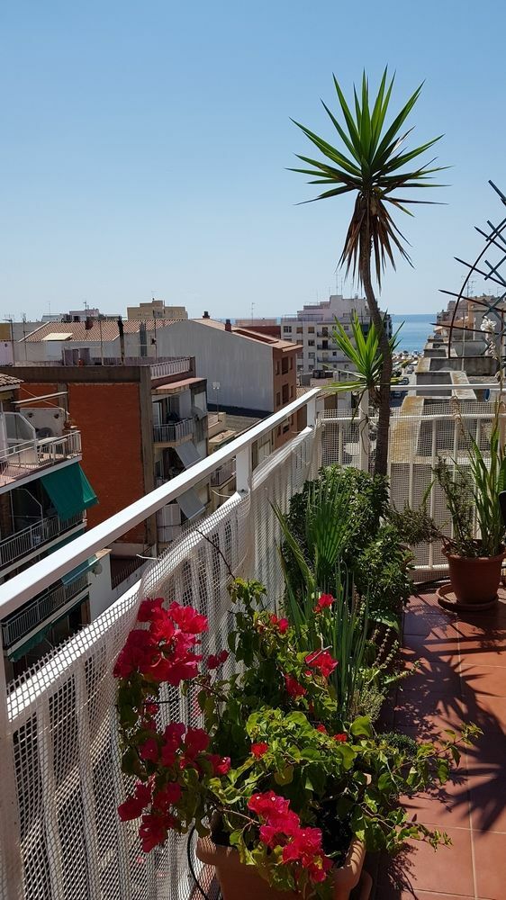 Apartamento Mediterraneo Pineda de Mar Exterior photo