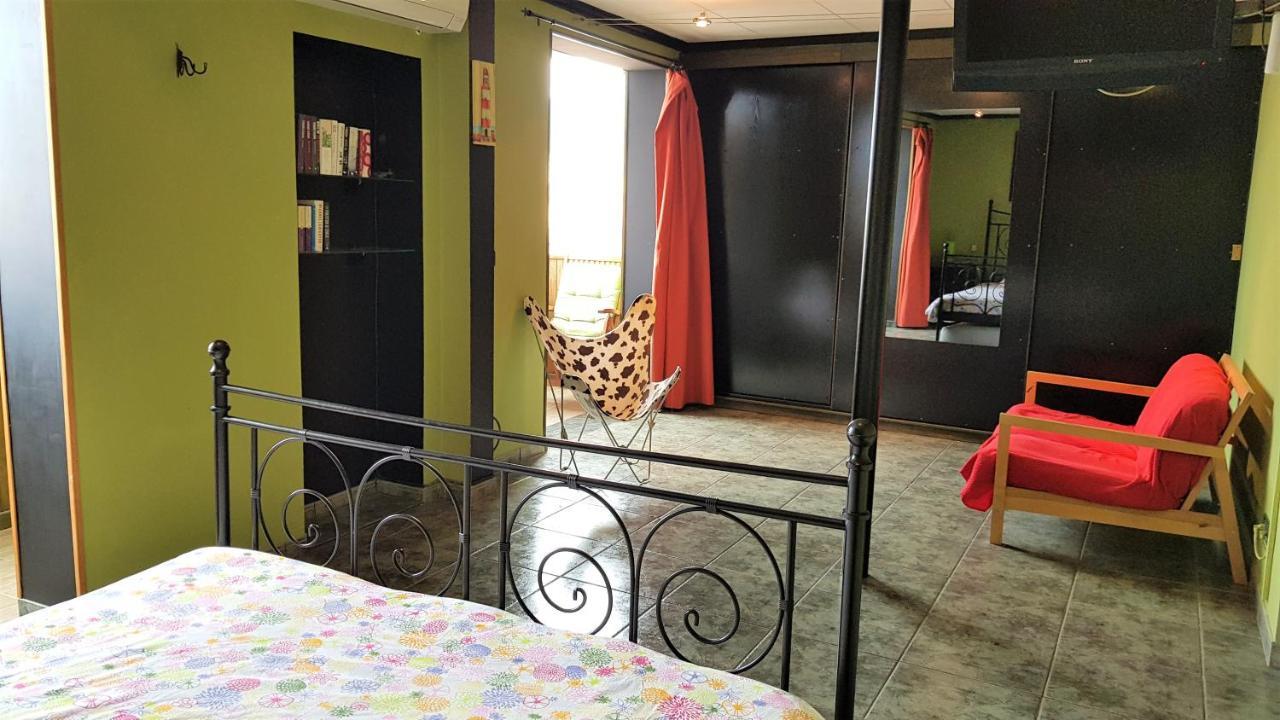 Apartamento Mediterraneo Pineda de Mar Exterior photo